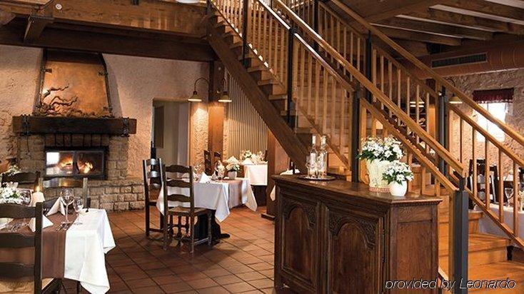 فندق فيكورز ريزيدنز - شلوس بيرج نينينج المرافق الصورة Restaurant Au Vieux Fournil